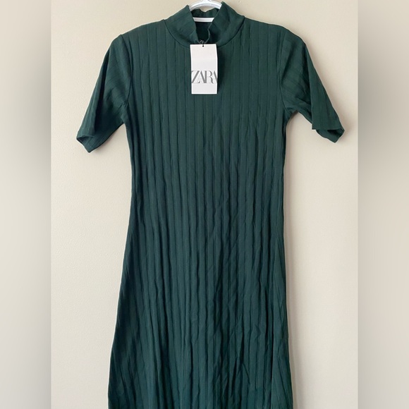 Zara Green Bodycon Midi Dress - Picture 2 of 2